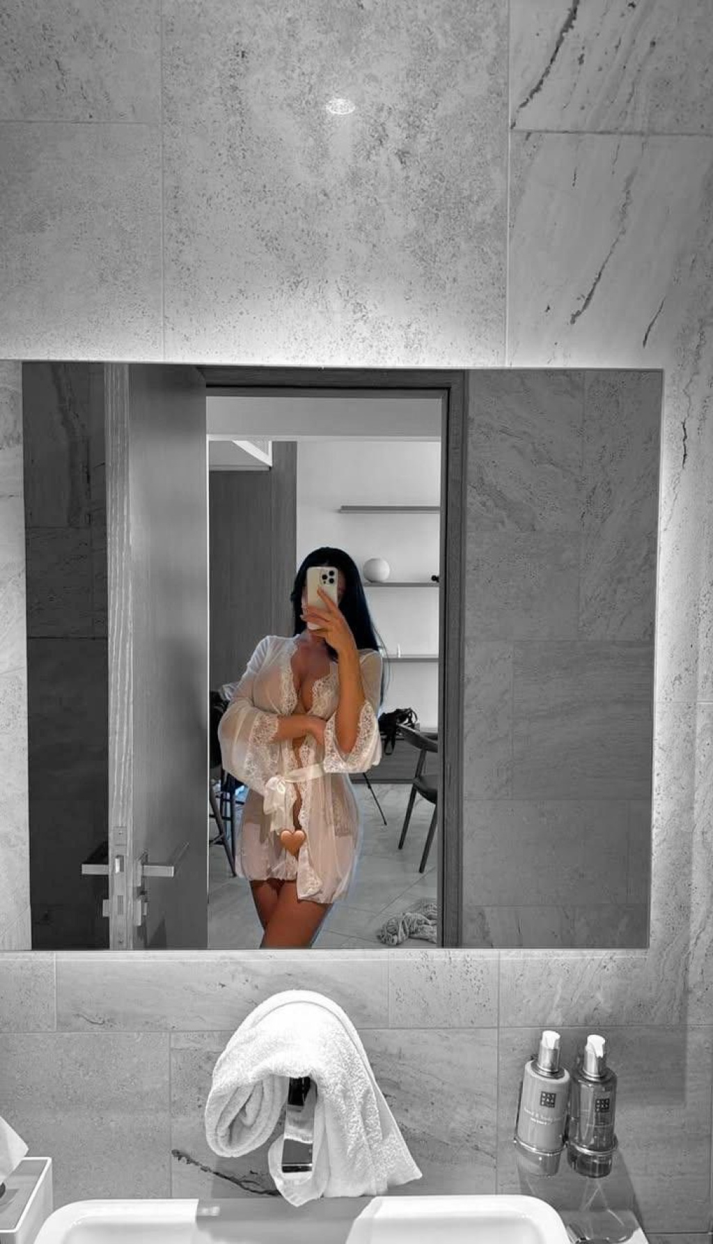 Кристина : проститутки индивидуалки в Омске