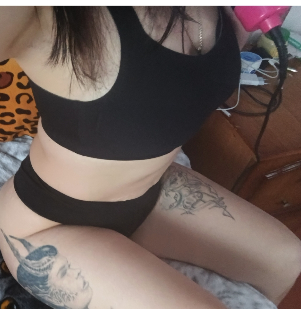 Сладкая : проститутки индивидуалки в Омске