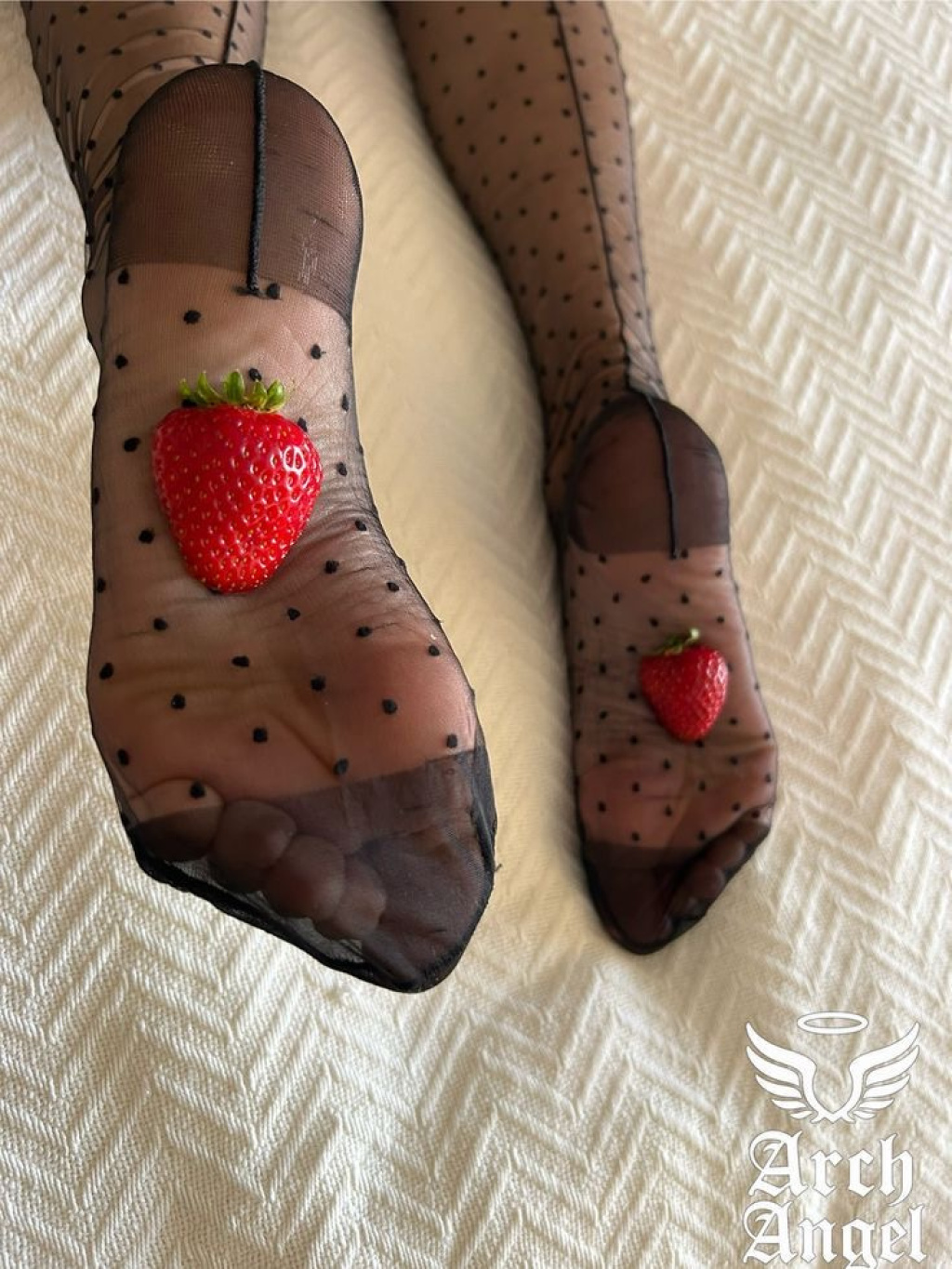 Лена: проститутки индивидуалки в Омске