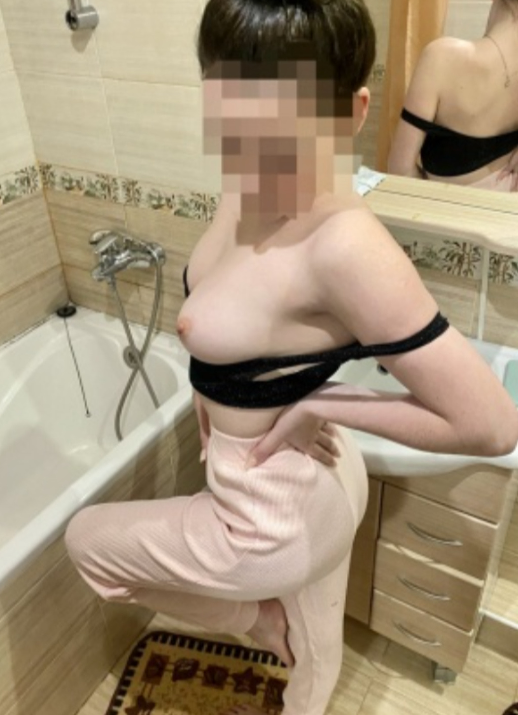 Люблю анал: проститутки индивидуалки в Омске